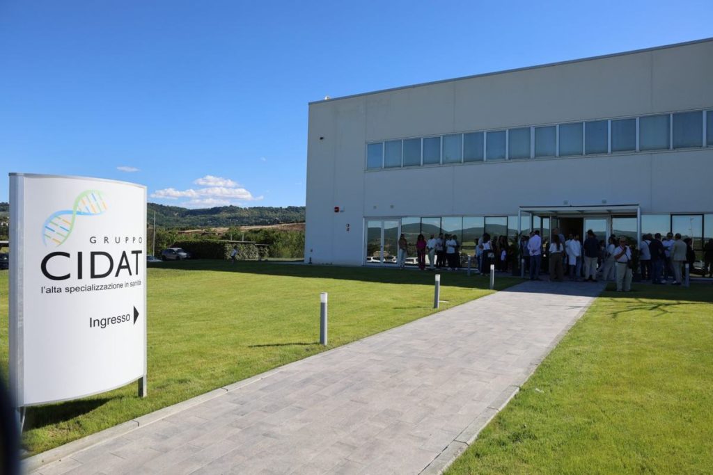 Nuova sede Cidat di Orvieto, ingresso con insegna Gruppo Cidat